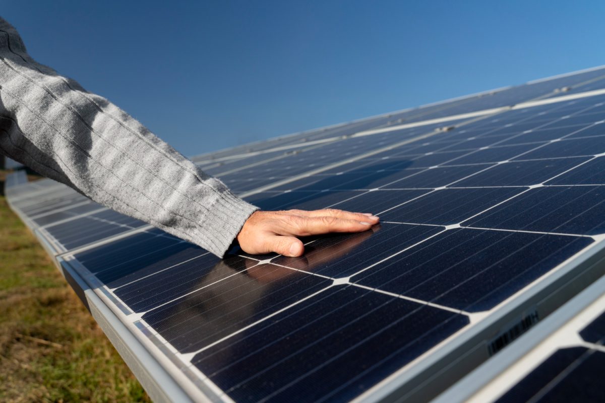Les types de panneaux solaires sont classés en fonction de leur technologie, de leurs composants et du nombre de cellules, connaissent leurs caractéristiques